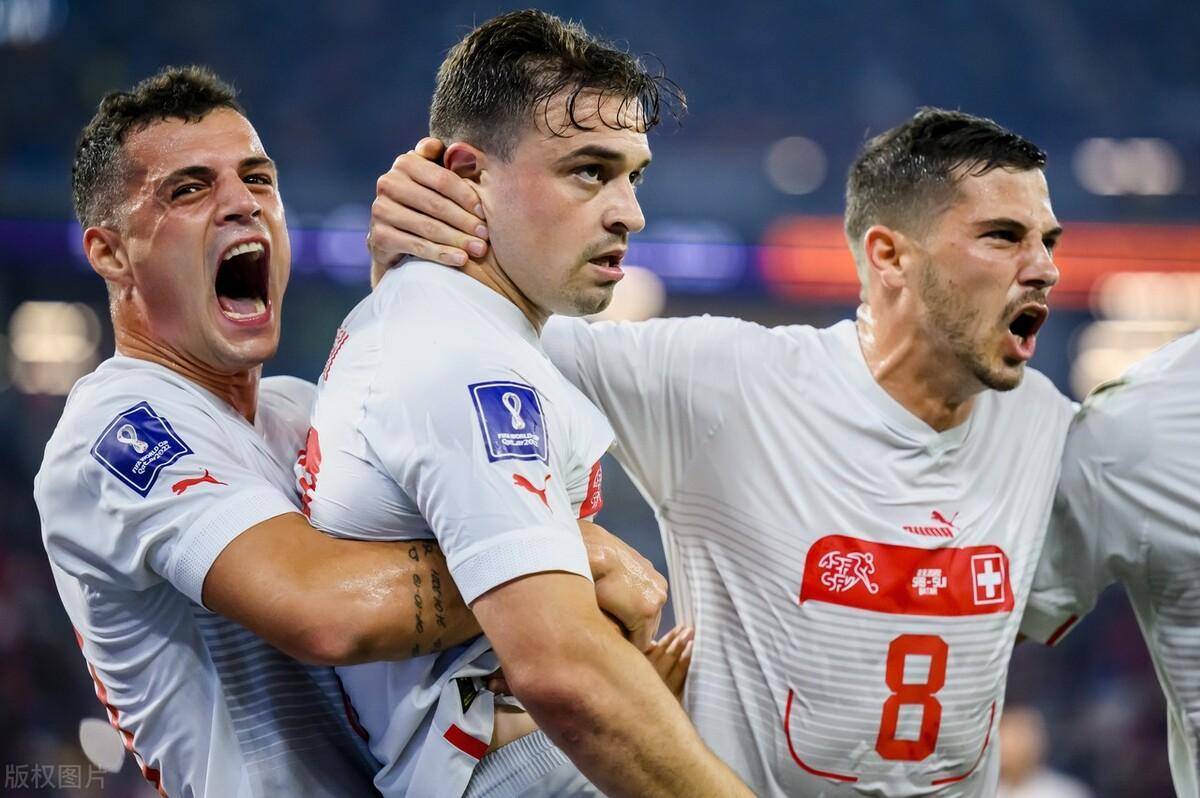 卡塔尔全队共负平锡尔索瓦尼亚,积分不佳 卡塔尔全队共负平锡尔索瓦尼亚,积分不佳