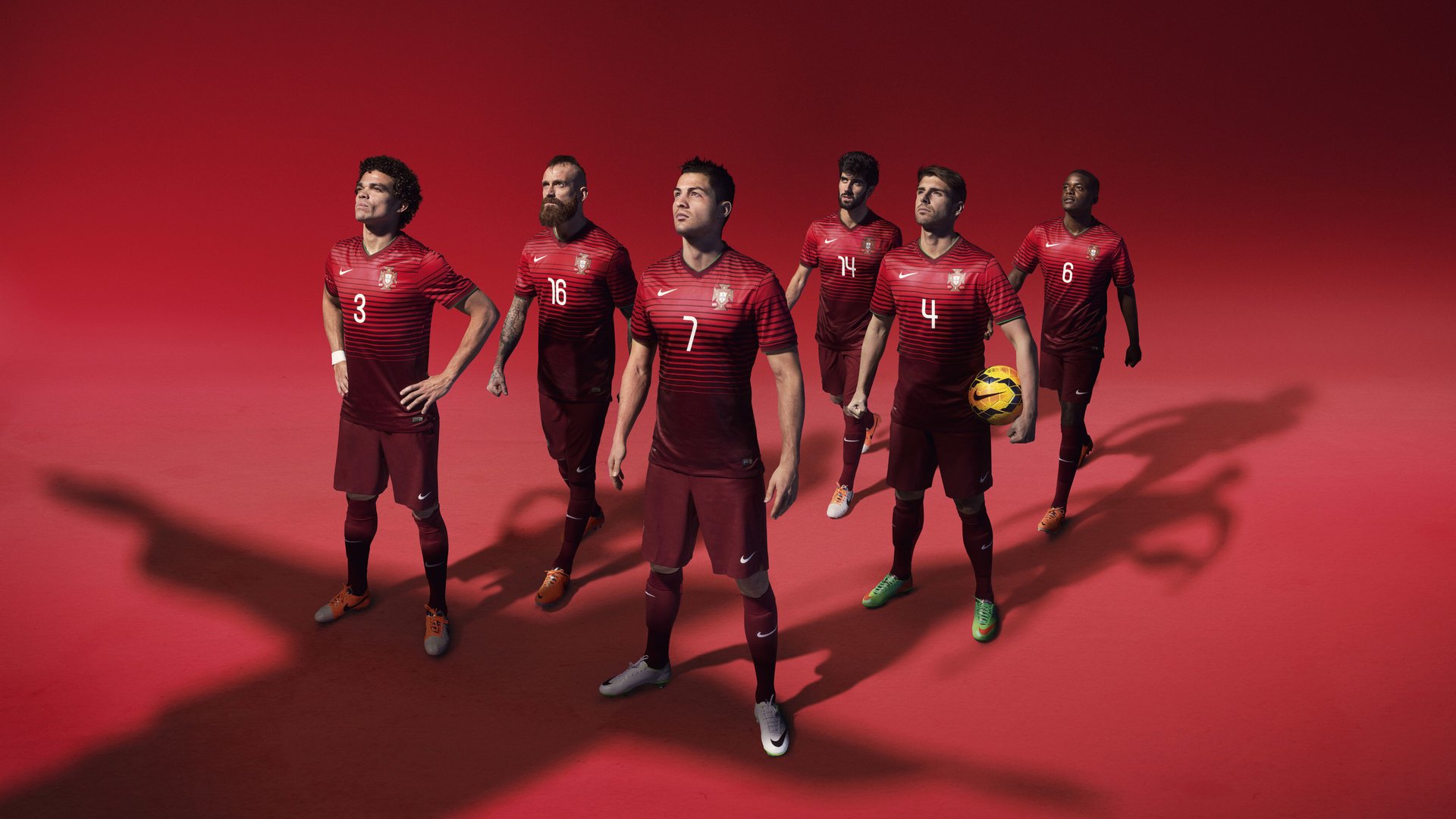 奥亚尔萨瓦尔末节接管比赛，伊朗式封锁冻结黄色潜水艇